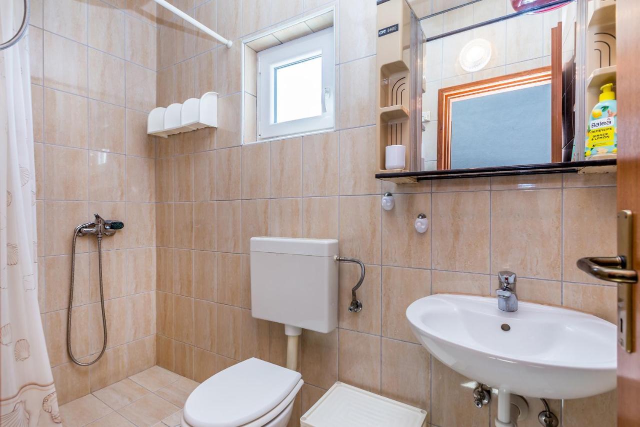 Private Accommodation Stara Baška المظهر الخارجي الصورة