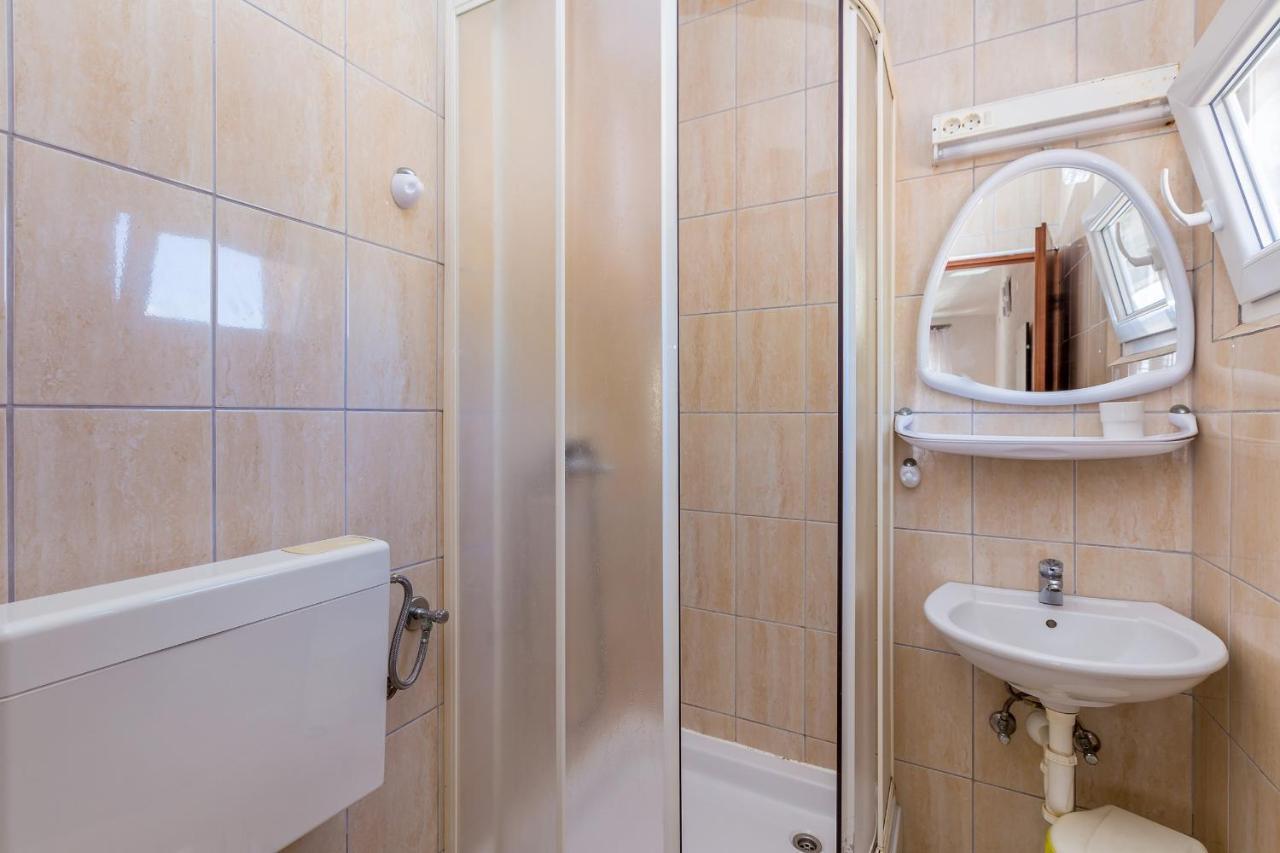 Private Accommodation Stara Baška المظهر الخارجي الصورة
