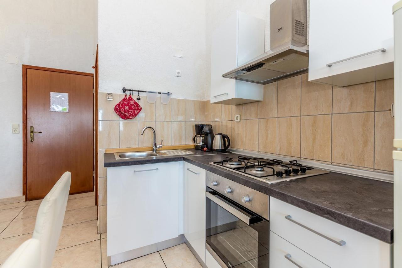 Private Accommodation Stara Baška المظهر الخارجي الصورة