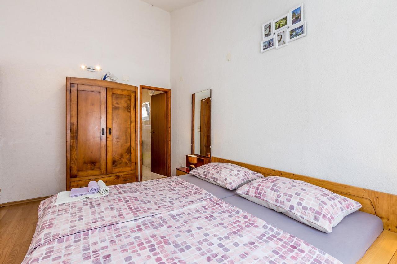 Private Accommodation Stara Baška المظهر الخارجي الصورة