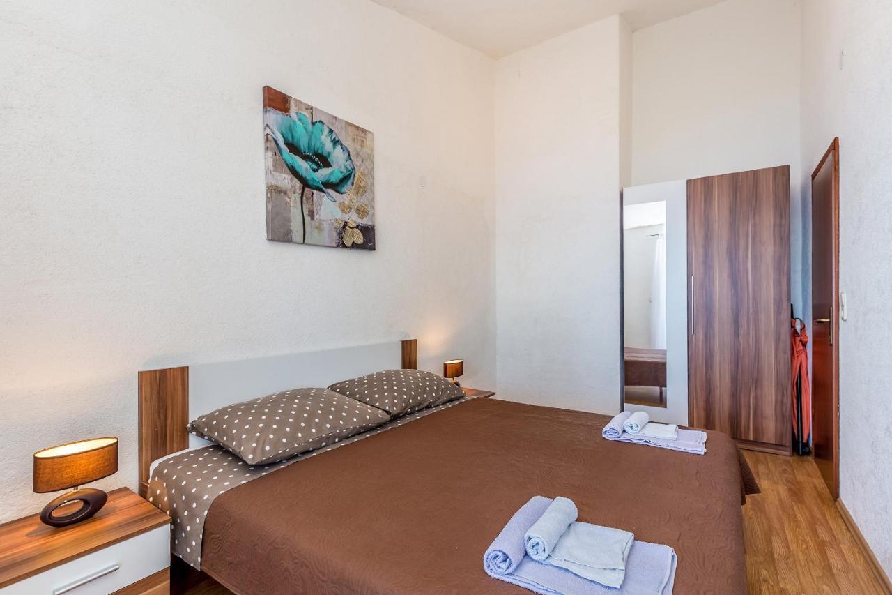 Private Accommodation Stara Baška المظهر الخارجي الصورة